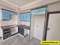 EDREMİT EROĞLAN`DA FIRSAT 2+1 AÇIK MUTFAK ARA KAT DAİRE 